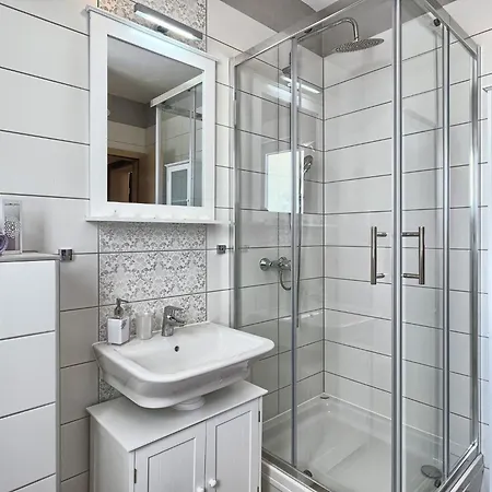 Gemuetliches Mit Balkon By Interhome Ποντστράνα