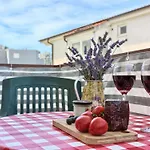 Gemuetliches Mit Balkon By Interhome Podstrana