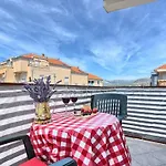 Apartment Gemuetliches Mit Balkon By Interhome Podstrana