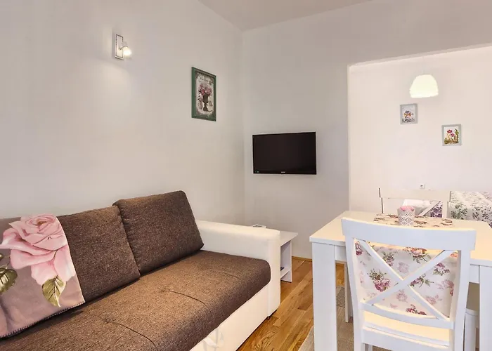 Gemuetliches Mit Balkon By Interhome