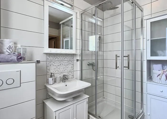 Gemuetliches Mit Balkon By Interhome Podstrana